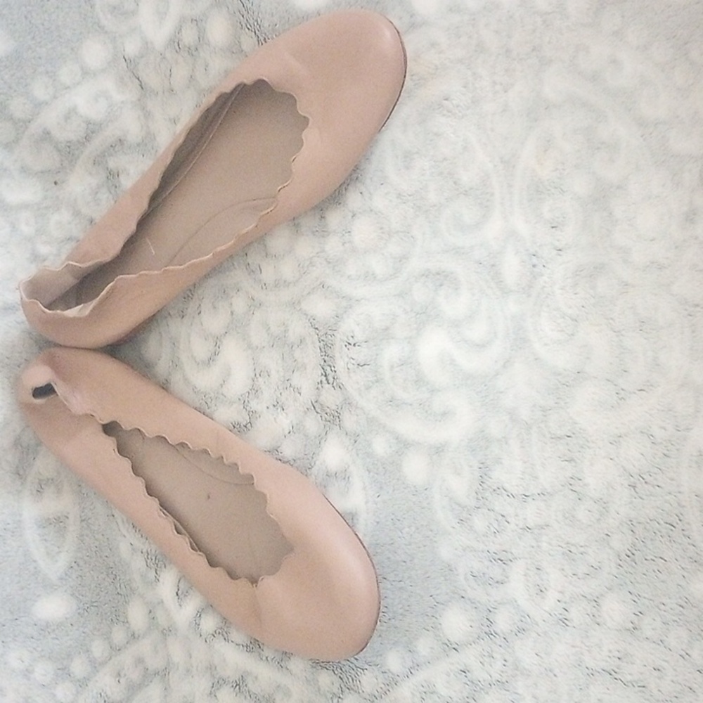 Chloe Lauren Scalloped Ballet Flats Size 39..Offer
